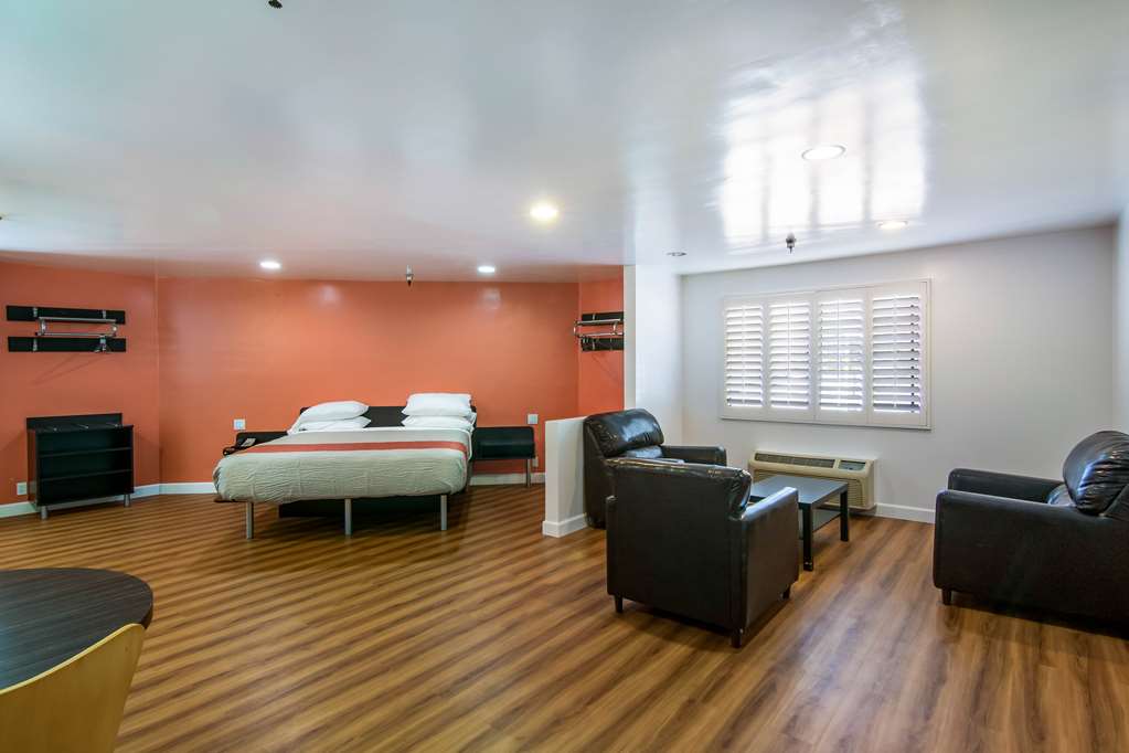 Motel 6 Monterey Park CA - photo 21
