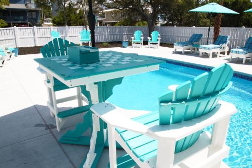 Porpoise Driven Life by Oak Island Accommodations - photo 23