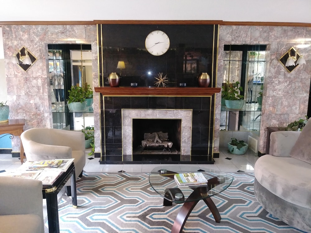 Bellevue Hotel & Suites - photo 6