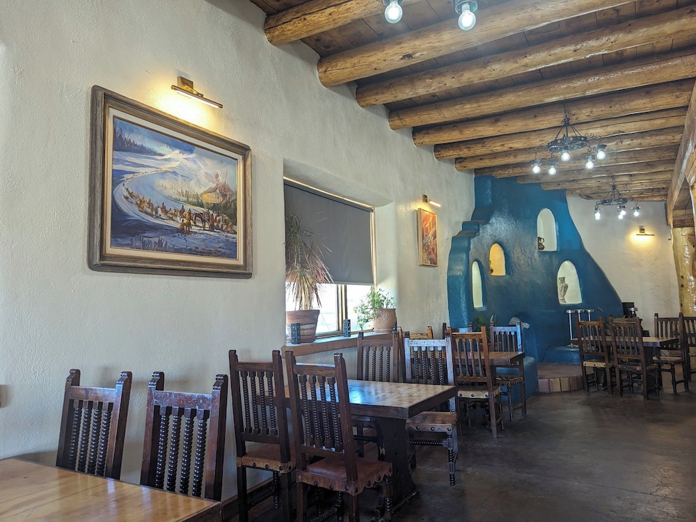 Sagebrush Inn & Suites - photo 90