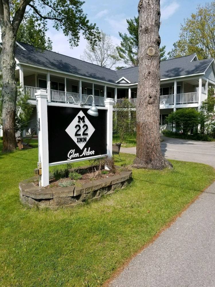 M 22 Inn Glen Arbor in Traverse City, United States
