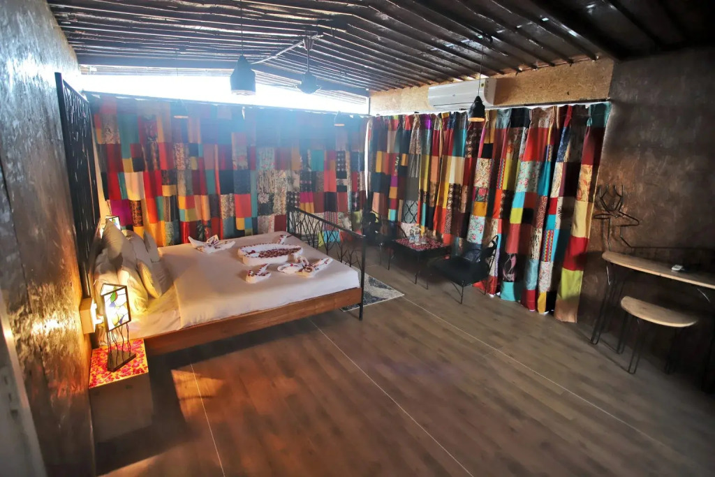 Orsang Camp — 4-Star Luxury Hotel in Dabhoi, India