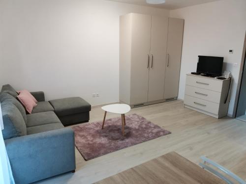 Éva Apartmanház — Csopak — photo 2