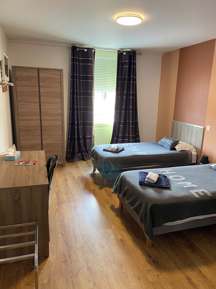 Hôtel Le Saint Amand — hotel in Saint-Amand-Montrond