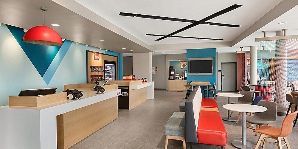 avid hotel Lexington Hamburg Area by IHG - photo 23
