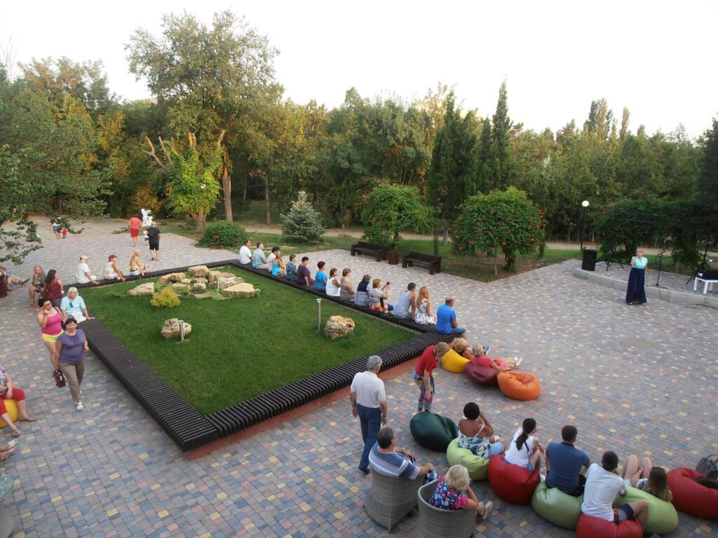 Saki - carbon neutral hotel in Unknown City