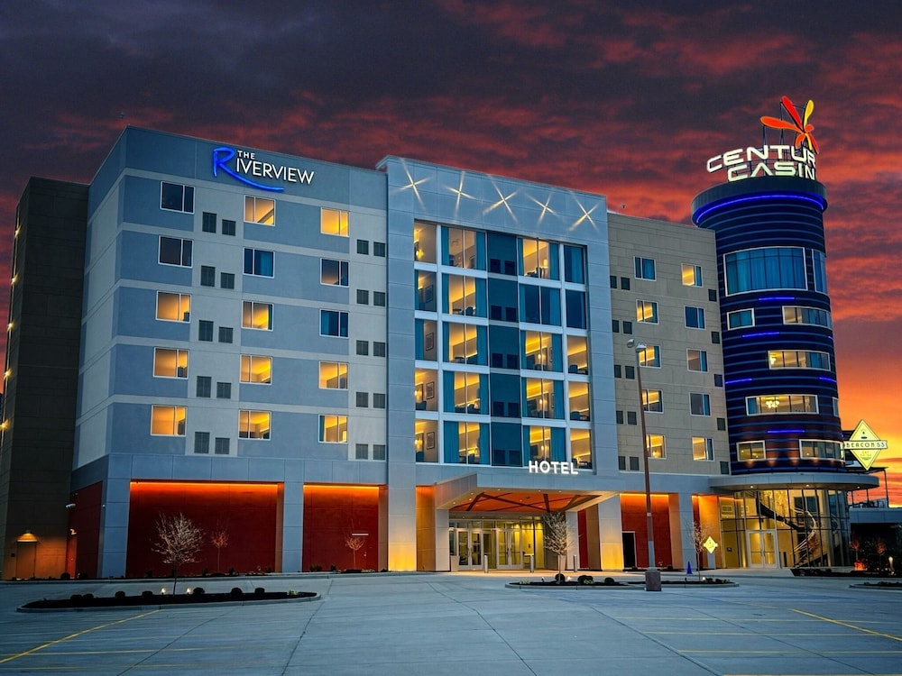The Riverview - carbon neutral hotel in Cape Girardeau
