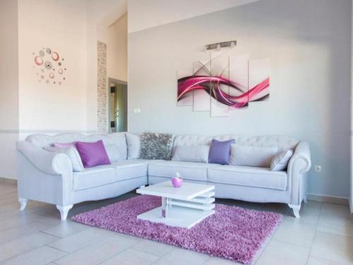 Villa Ava Five Bedroom Villa with Swimming pool — 4-Star Luxury Hotel in Sibenik, Croatia