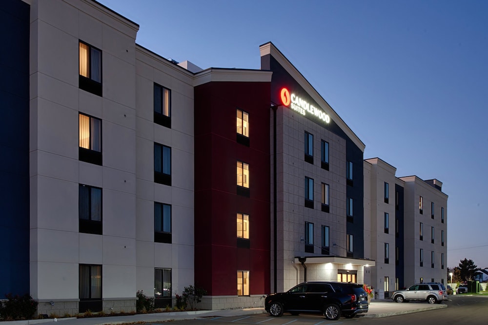 Candlewood Suites Detroit Sterling Heights by IHG - photo 42