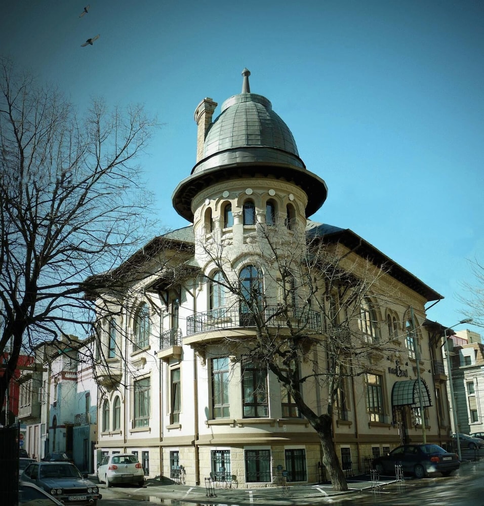 Hotel Carol - carbon neutral hotel in Constanta