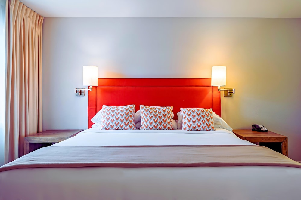 Ashland Hills Hotel & Suites - photo 15