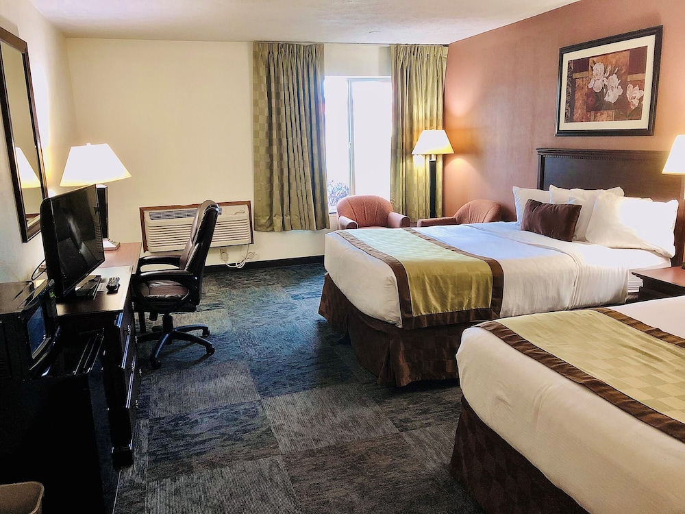 Ramada by Wyndham Spokane Valley - photo 11