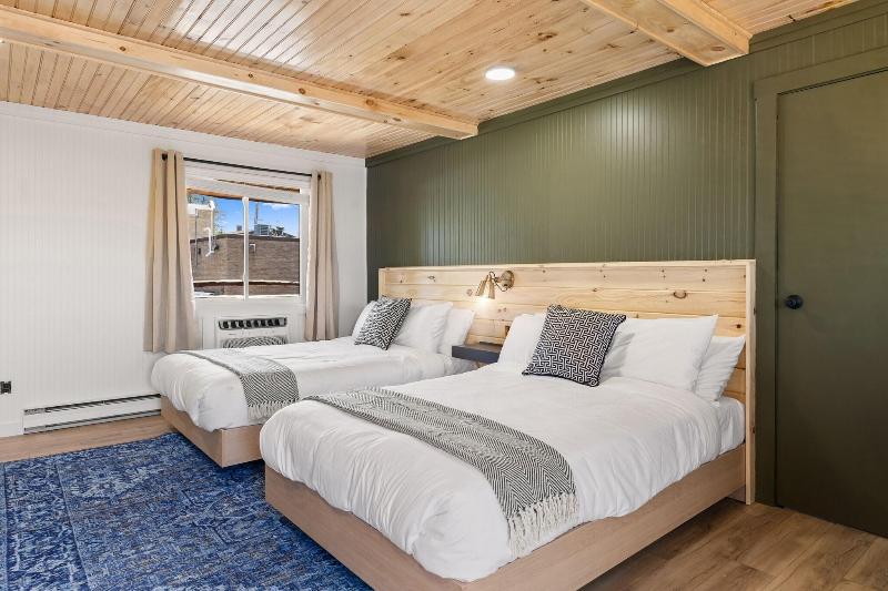 Woodlake Inn - photo 14