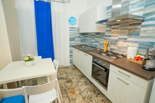 Eden Conero Appartamento Il Porto Numana Centro — 4-Star Luxury Hotel in Numana, Italy