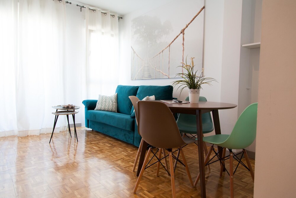 Apartamento City Solo Adultos — 4-Star Luxury Hotel in Madrid, Spain
