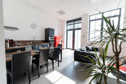 Loft la Mine D'or Parking Gratuit Et Prive Wifi Tout Equipe Machine a Laver - last minute hotel in Unknown City