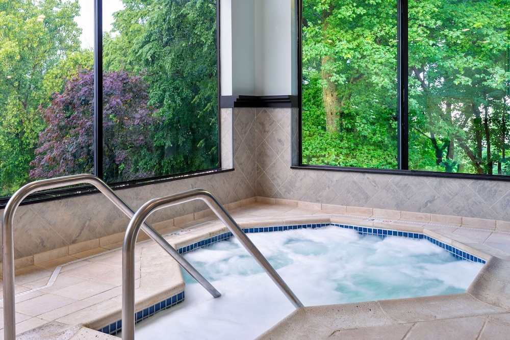 Hampton Inn Danbury - photo 21