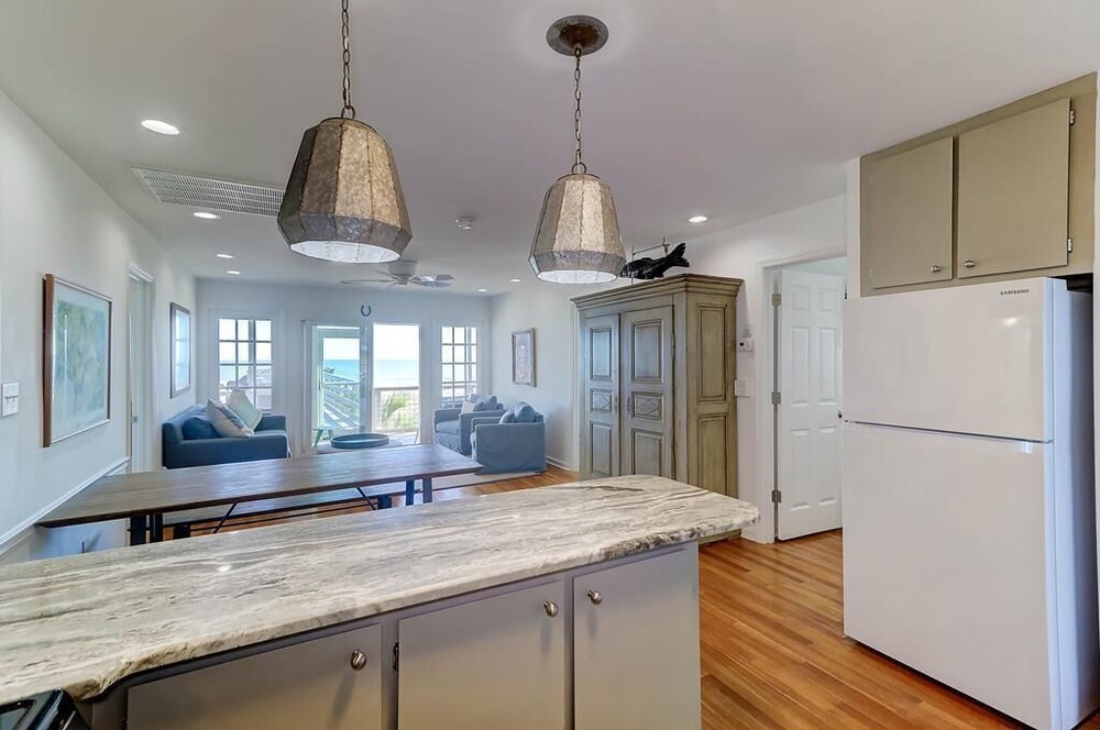 1619 E Ashley Namastay Oceanfront 4 Bedrooms — Folly Beach — photo 2