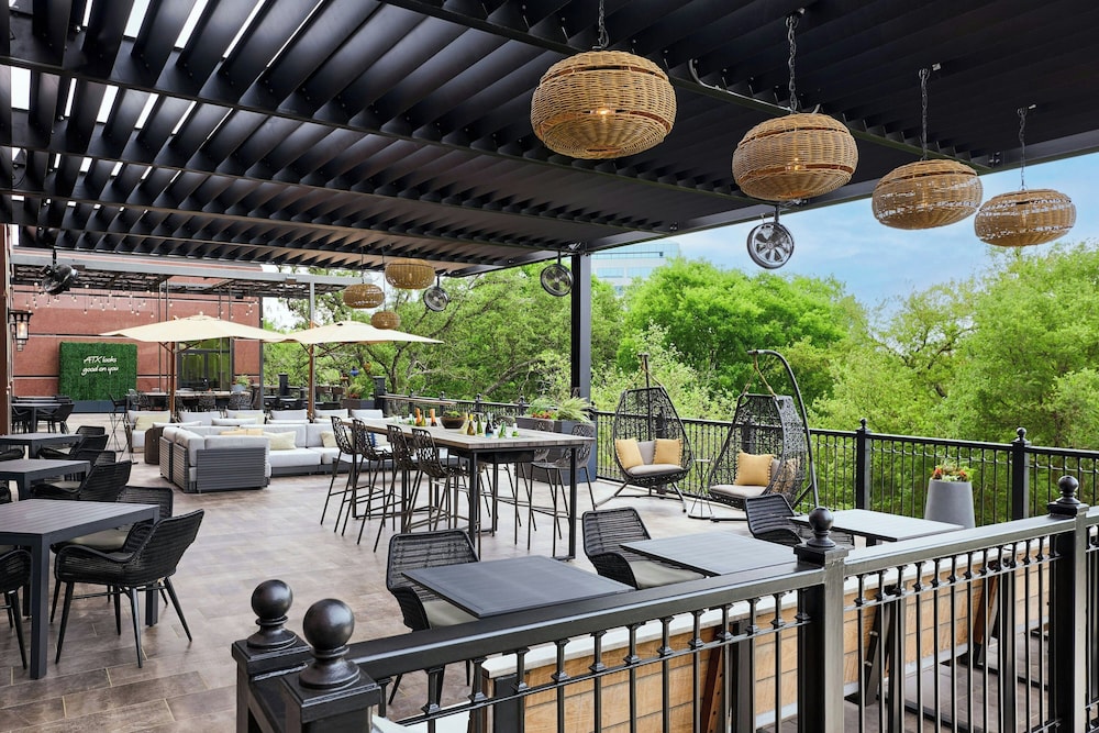 Renaissance Austin Hotel - photo 135