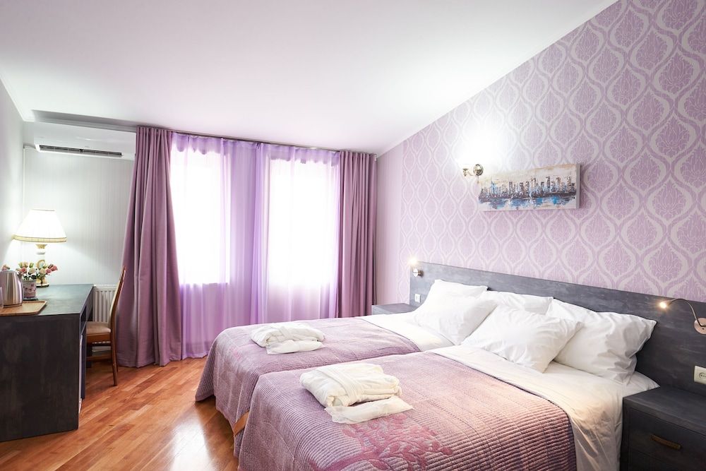 Hotel Antique Resorts