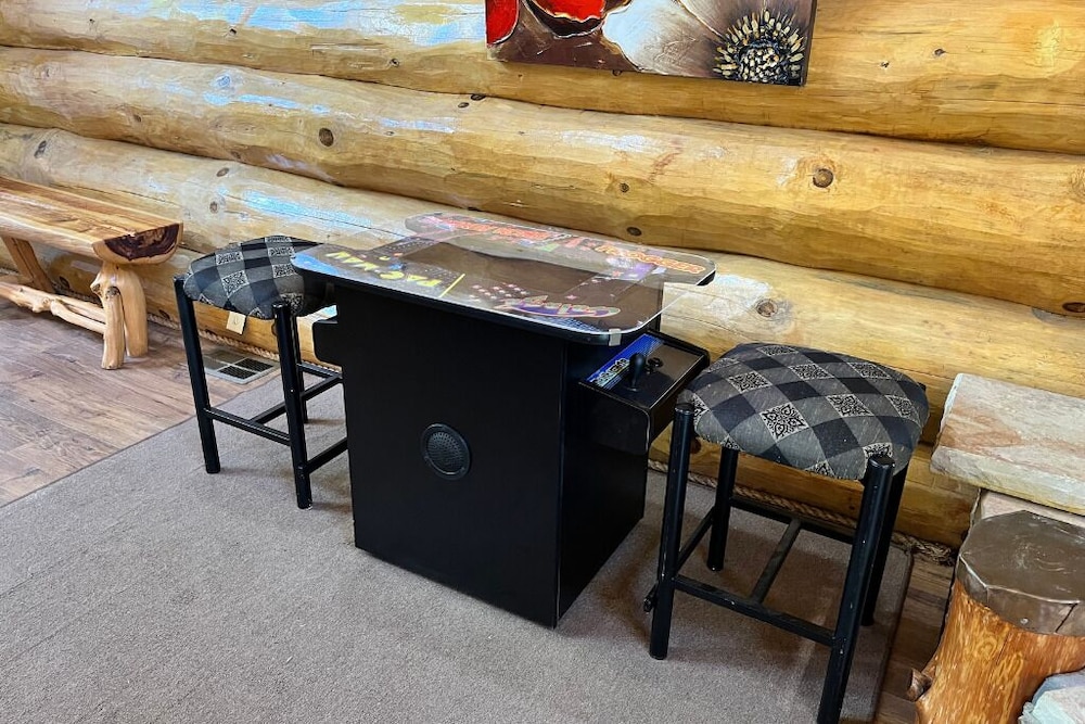 Elkmont Views Cabin by Heavenly Views Resort - photo 13