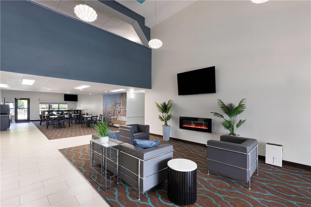 Baymont by Wyndham Moss Point Pascagoula - photo 9
