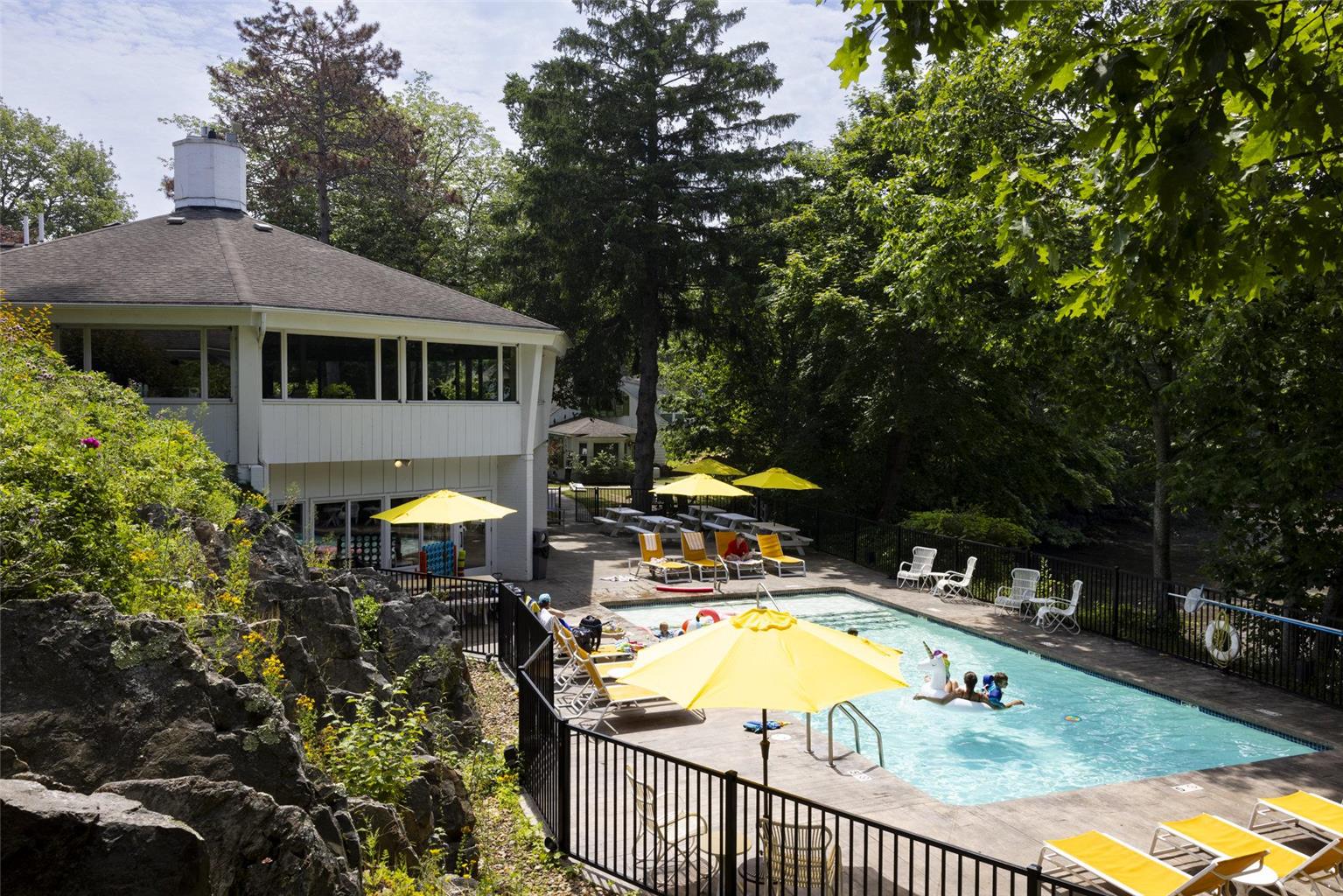 The Lodge at the Cove - photo 13