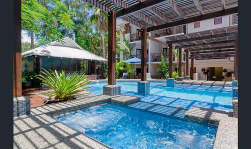 Charming 1 bedroom Apt Close to Town & Beach — 4-Star Luxury Hotel in Port Douglas, Australia