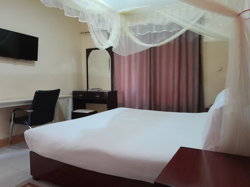 Linde Hotel — Mponela — photo 3