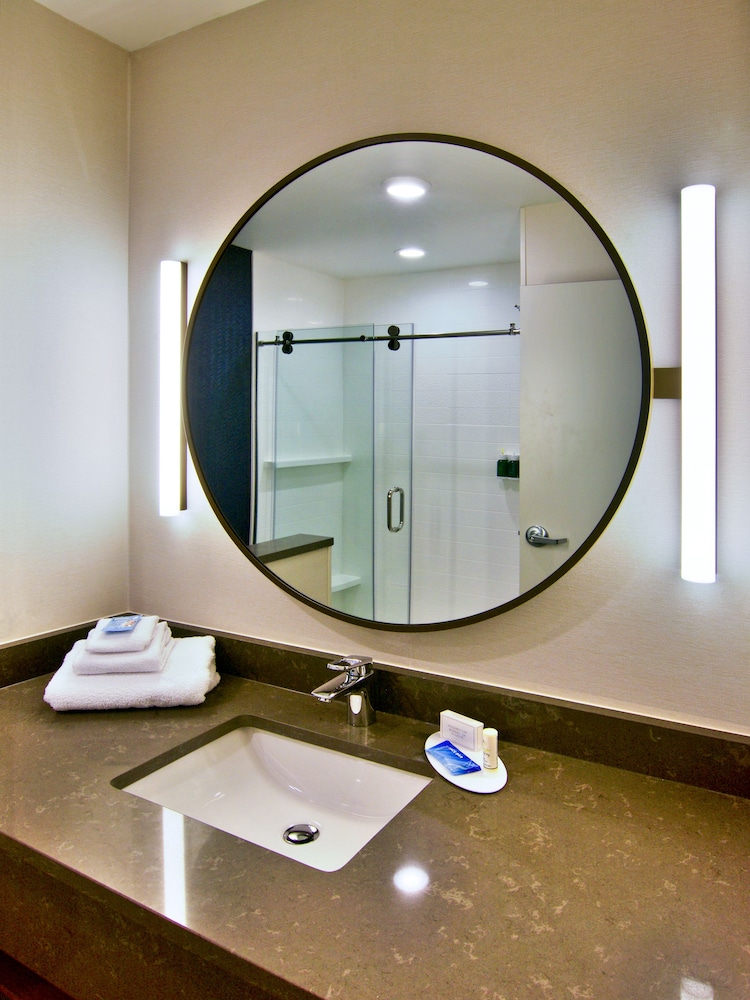 Fairfield Inn & Suites by Marriott Nashville Airport - photo 10