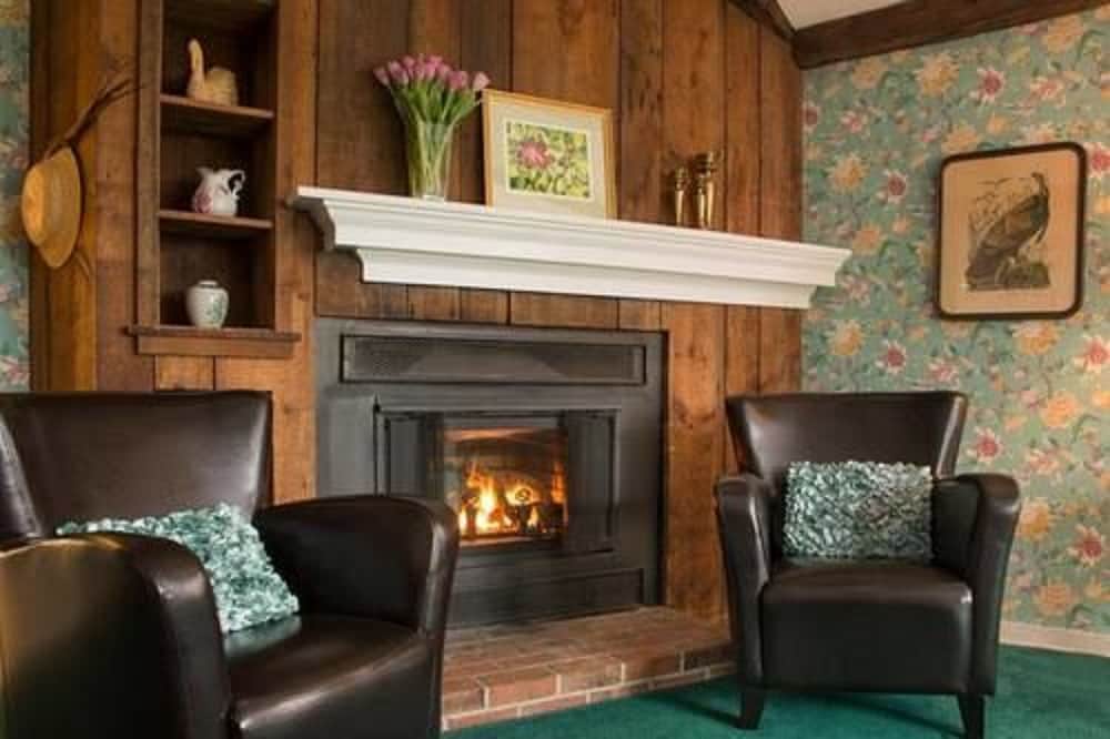 Chesterfield Inn - photo 21