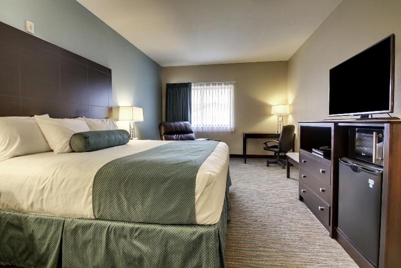 Cobblestone Inn and Suites Fort Dodge - photo 10