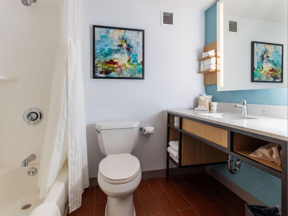 Hilton Garden Inn New York Staten Island - photo 33