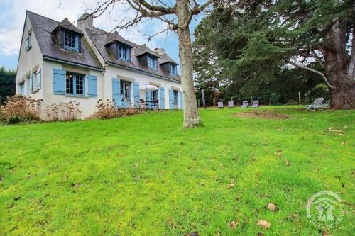 Du Corps de Garde in Lancieux, France