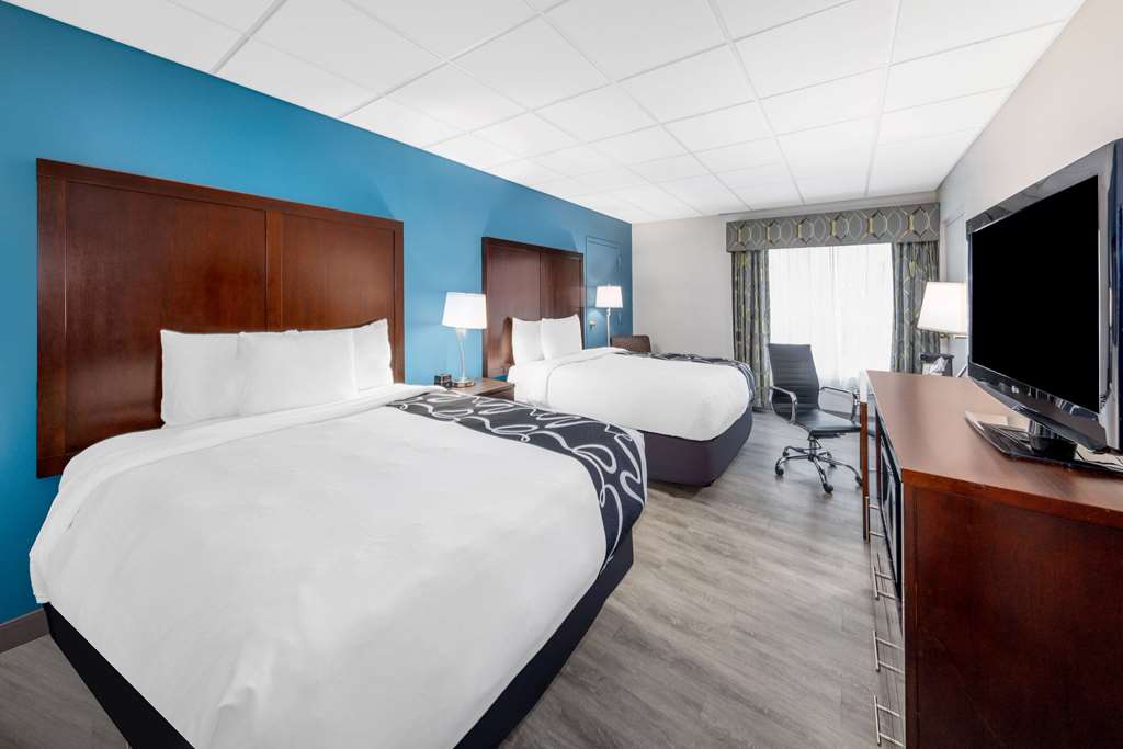 La Quinta Inn by Wyndham Lynnwood - photo 18