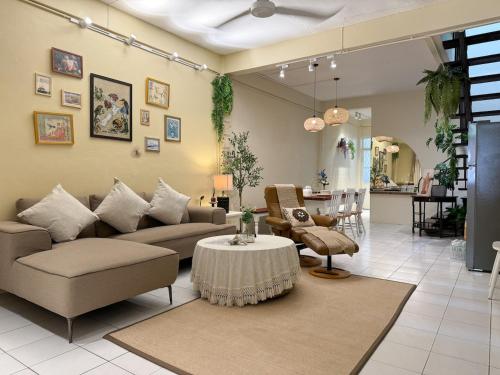 Nordic Townhouse FIT Group 800M MRT Huaykwang — 4-Star Luxury Hotel in Bangkok, Thailand