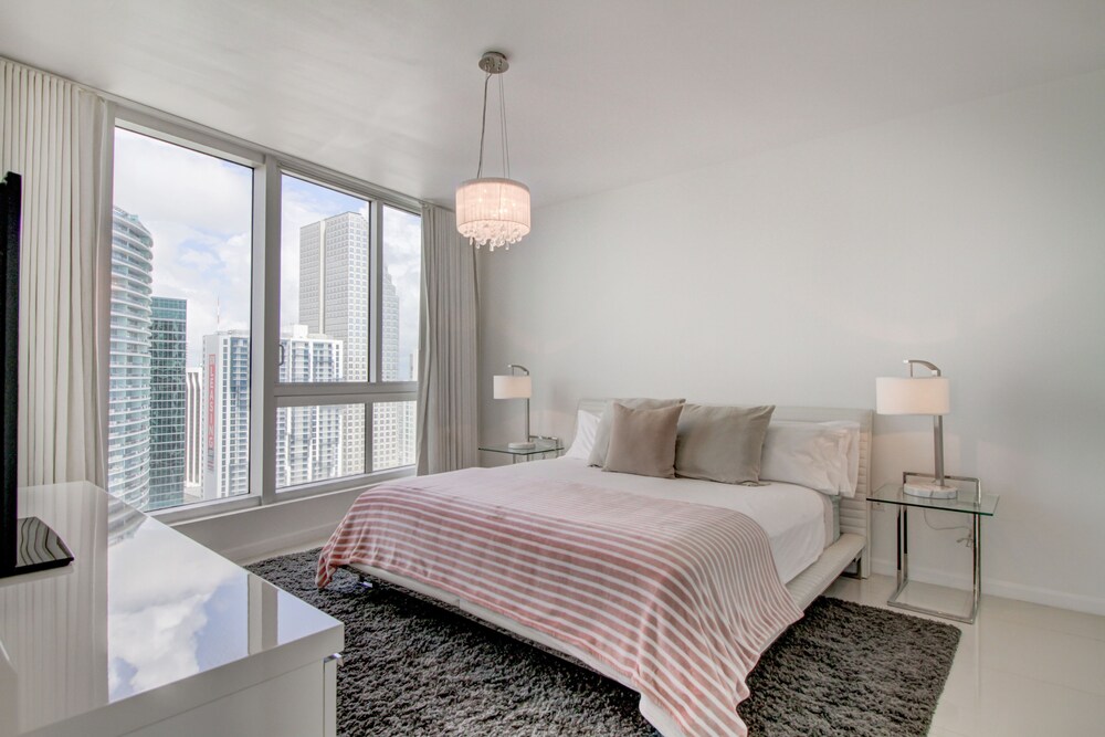 Private Residences at ICON Twr3 by JOS17 - photo 16