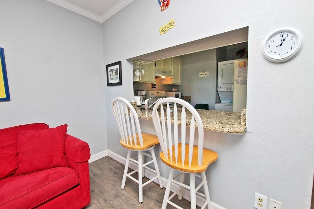 Sea Breeze by Youngs Suncoast — hotel in Gulf Shores