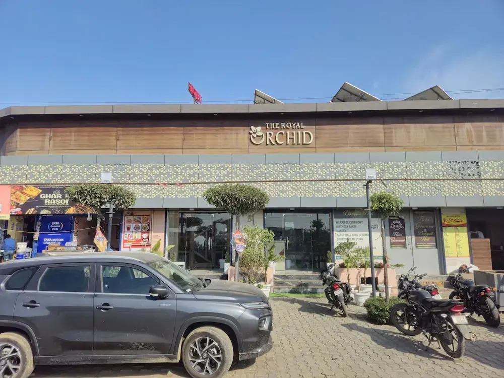 The Royal Orchid — Aligarh — photo 2