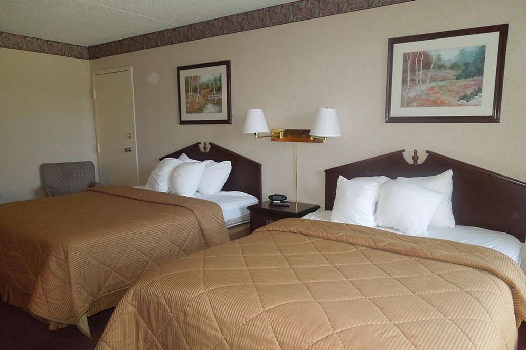 Baymont by Wyndham Northwood - photo 9