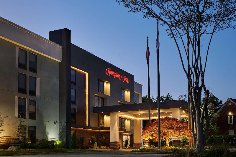 Hampton Inn Atlanta NW Cumberland - featured photo