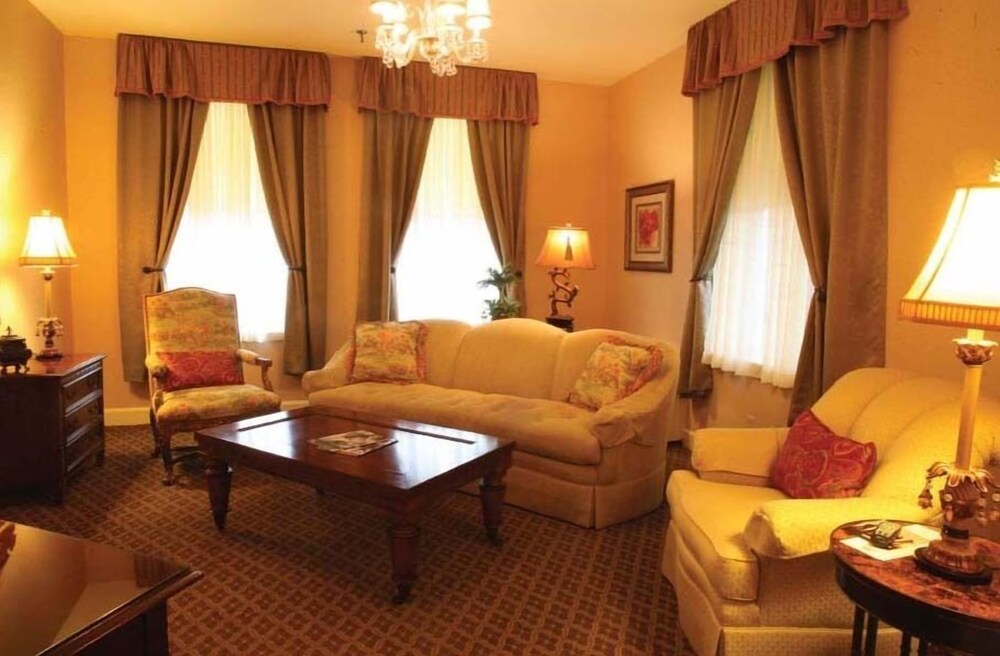 The Martha Washington Inn & Spa - photo 26