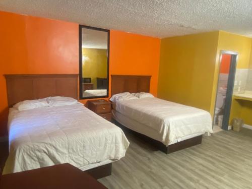 Central Inn - photo 6