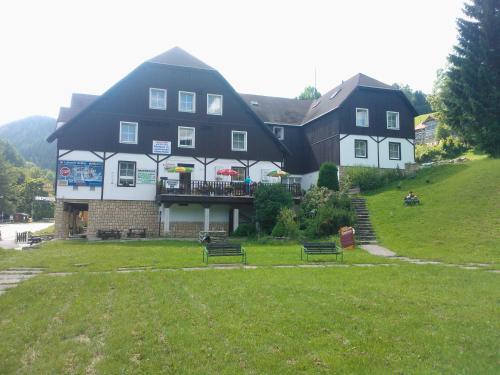 Hotel Hela — Unknown City — photo 5