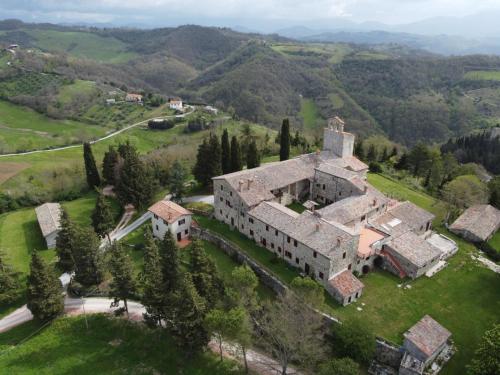 Abbazia di Vallingegno — 4-Star Luxury Hotel in Gubbio, Italy
