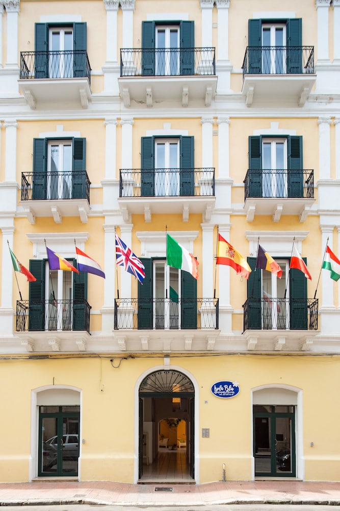 Isola Blu — 4-Star Luxury Hotel in Taranto, Italy