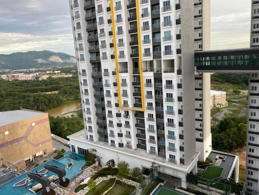 Skynature@Mesahill Nature view Poolview Fast Wifi — 4-Star Luxury Hotel in Kampung Baharu Nilai, Malaysia