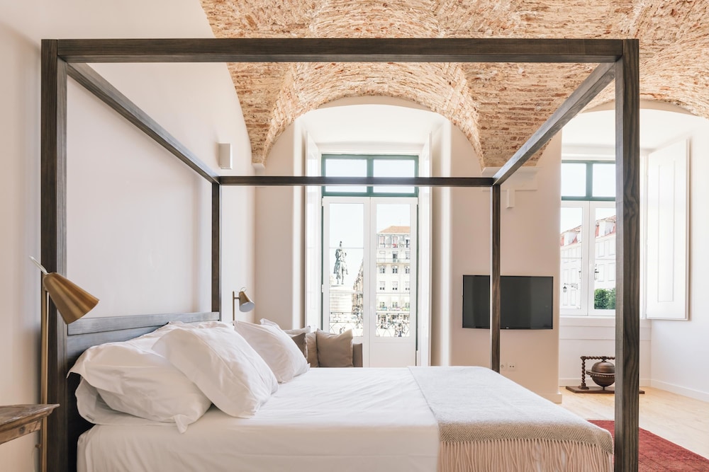 The Visionaire Apartments — 4-Star Luxury Hotel in Lisbon, Portugal