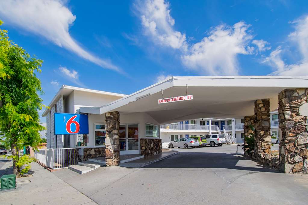 Motel 6 San Bernardino CA Downtown - featured photo