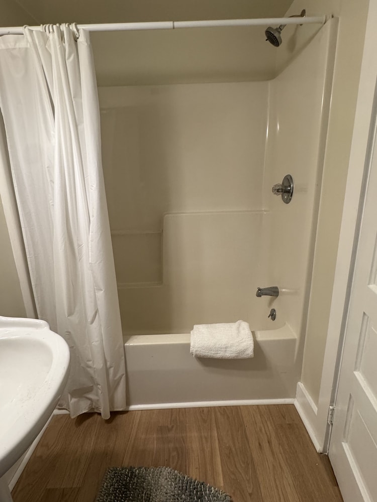 The High Tide Inn - photo 123